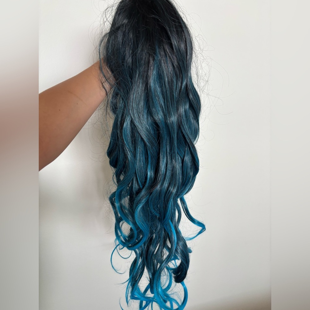 Brand New Teal Ombre Wig